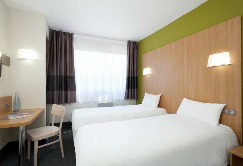 Номер Стандарт, B&b Hotel Nîmes Ville Active, Parking Sécurisé Gratuit