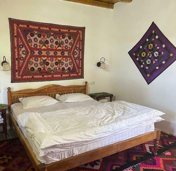 Quarto Estandar, Legende
