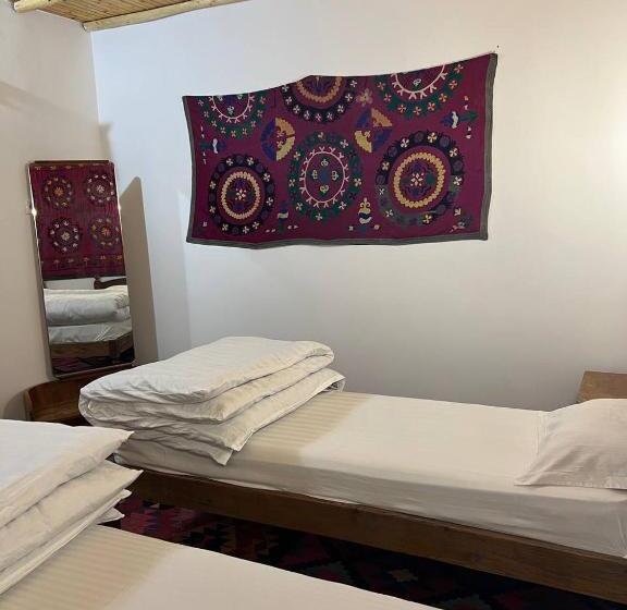 Quarto Estandar, Legende