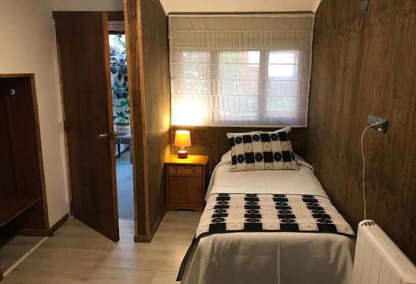 اتاق استاندارد چهار تخته, Luanco