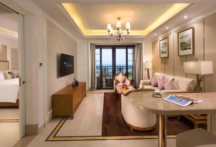 带大床的套房, Wyndham Hainan Clearwater Bay Resort