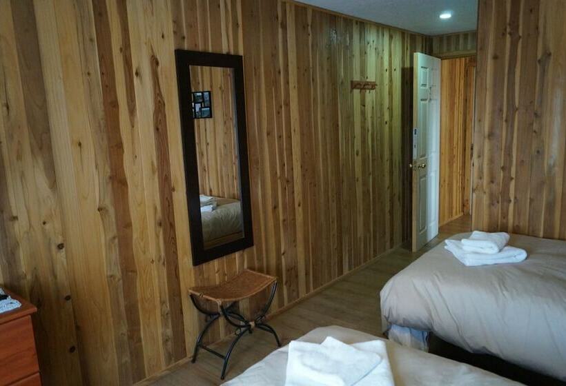 Quarto Triplo Estandar, Hostal Eifelhaus