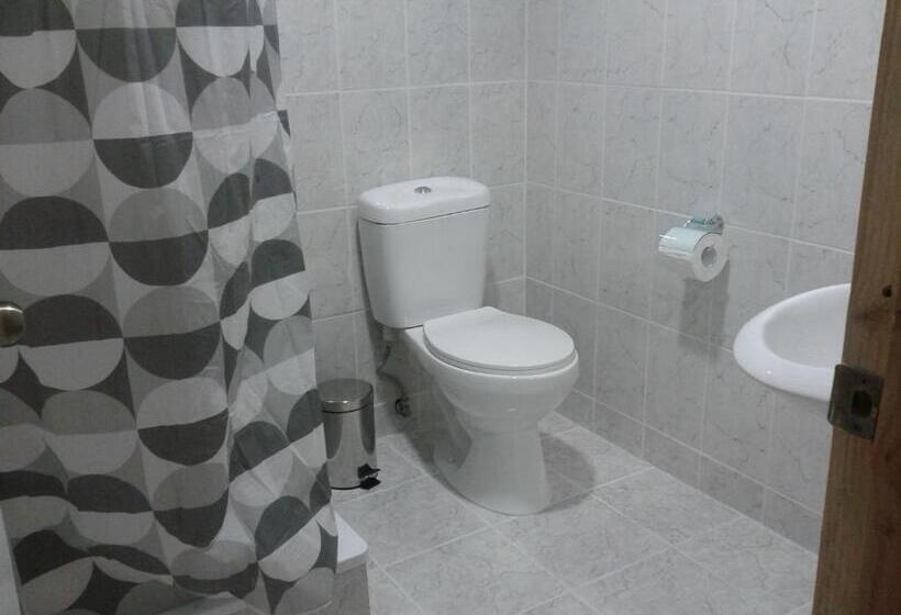Quarto Estandar, Hostal Eifelhaus