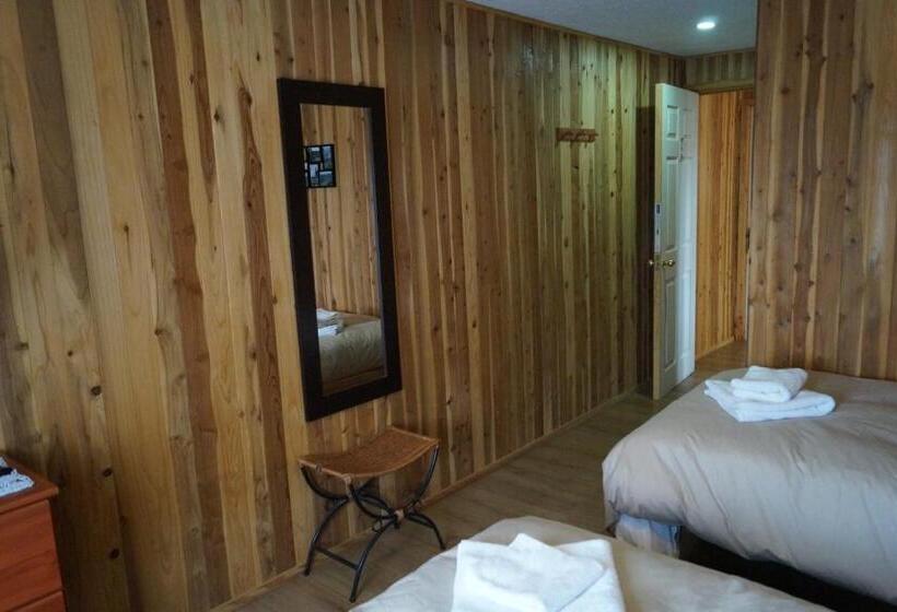 Quarto Triplo Estandar, Hostal Eifelhaus