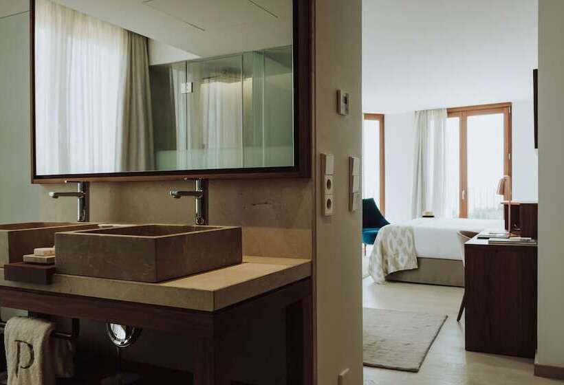 Номер Deluxe Вид на Море Боковой, Es Princep   The Leading Hotels Of The World