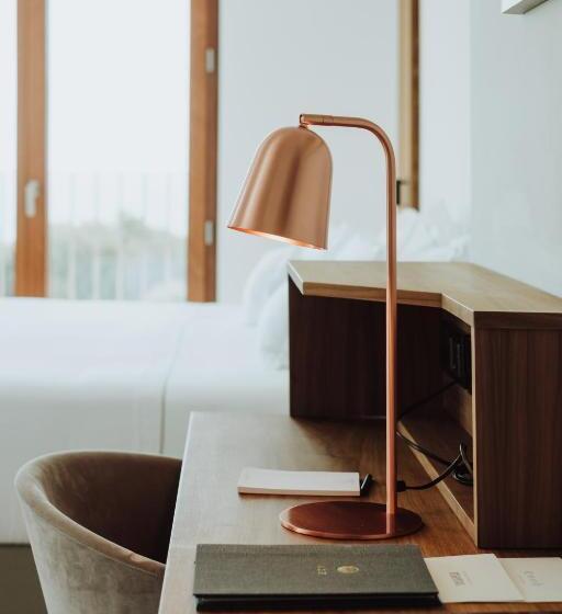 Полулюкс, Es Princep   The Leading Hotels Of The World