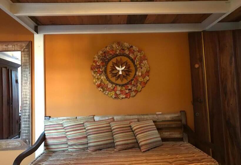استودیوی سوپریور, Recanto Das Andorinhas Studios