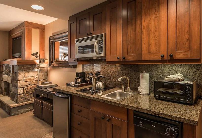 Студия Стандарт, East West Hospitality Tahoe