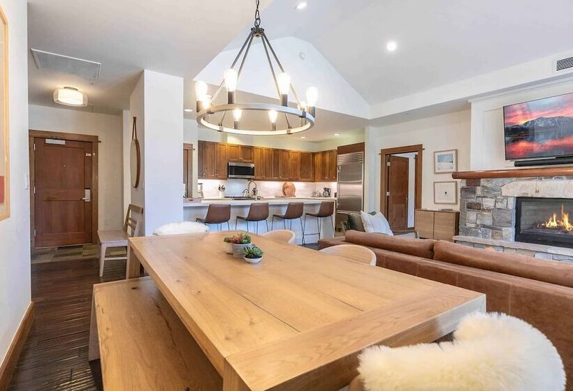 Апартаменты 3 Спальни, East West Hospitality Tahoe
