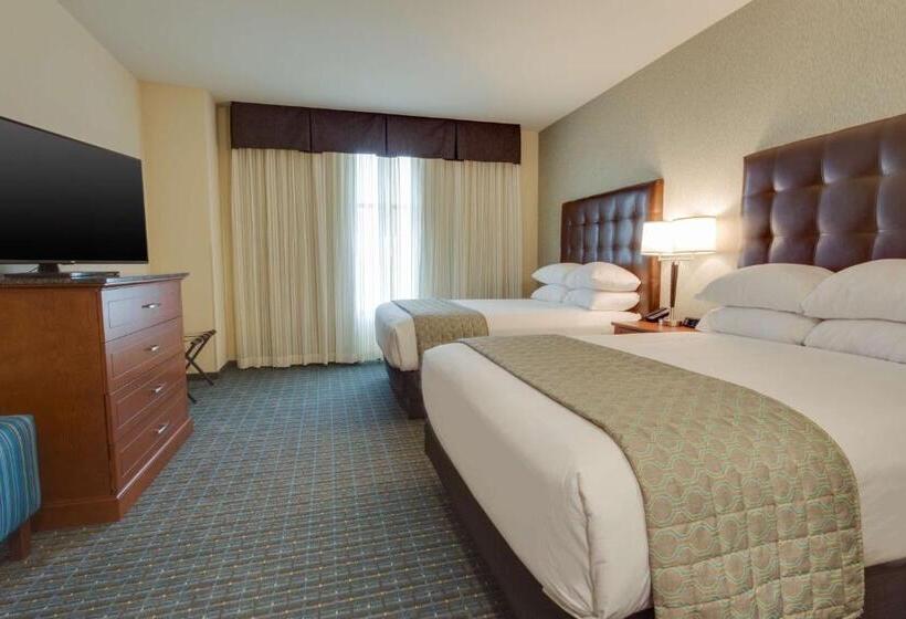 Люкс, Drury Plaza Hotel St. Louis St. Charles