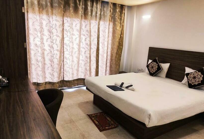 豪华房间, Manasi Inn