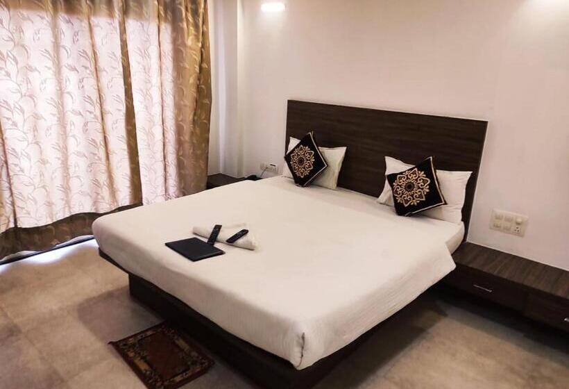 豪华房间, Manasi Inn
