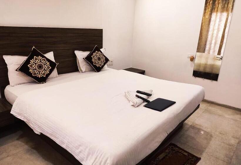 豪华房间, Manasi Inn