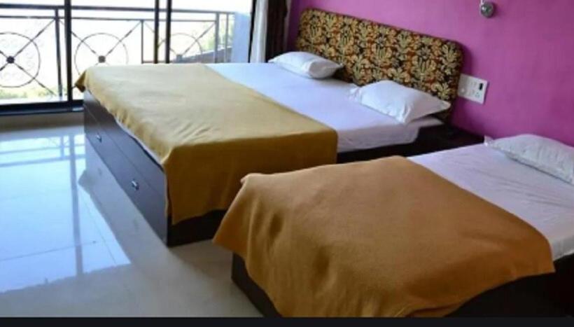 豪华房间, Manasi Inn