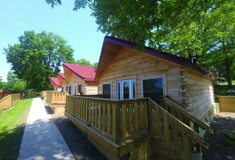 Хижина, Edinboro Lake Resort Cabins
