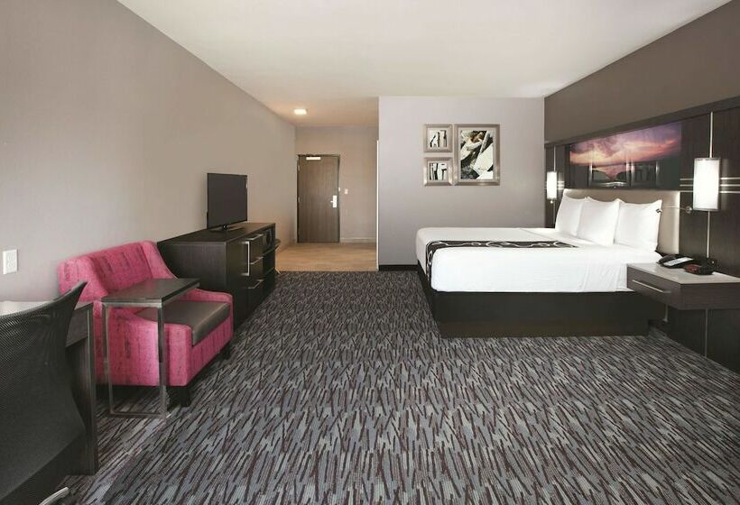 اتاق دلوکس مخصوص معلولین, La Quinta By Wyndham Amarillo Airport