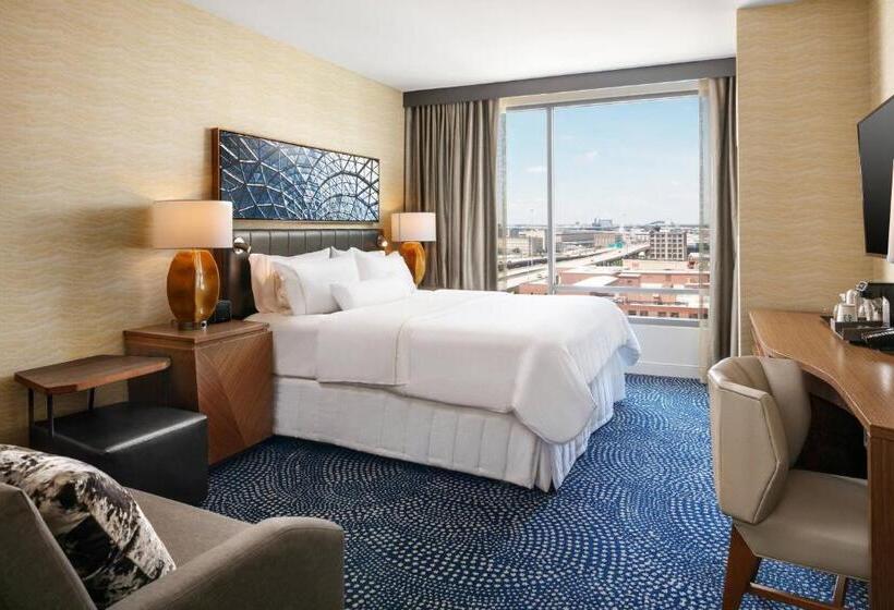 Номер Deluxe Кровать Кинг, The Westin Milwaukee