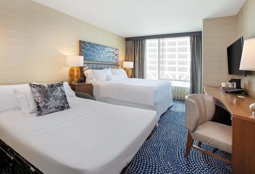 Номер Deluxe, The Westin Milwaukee