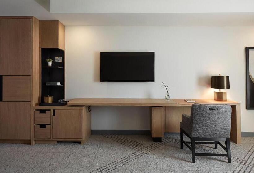 Номер Стандарт Адаптированный для Инвалидов, Kimpton Sawyer Hotel, An Ihg