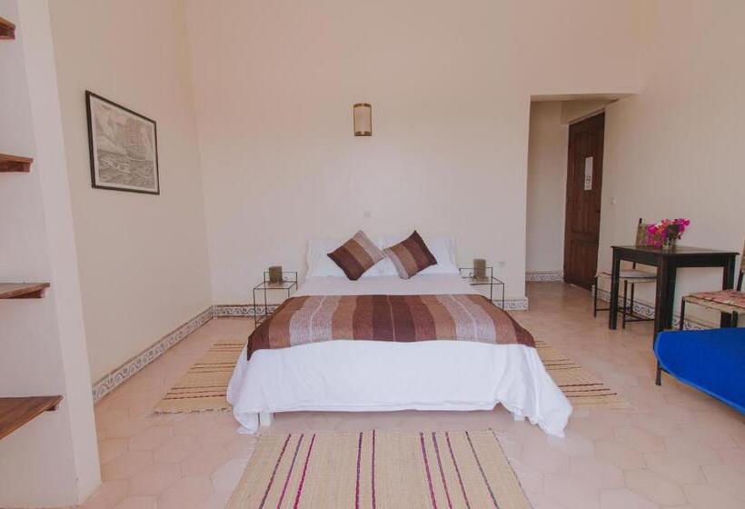 Номер Стандарт Вид на Сад, Auberge Du Marabout