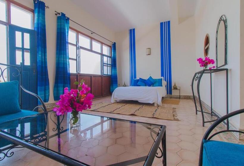 Люкс Вид на Море, Auberge Du Marabout
