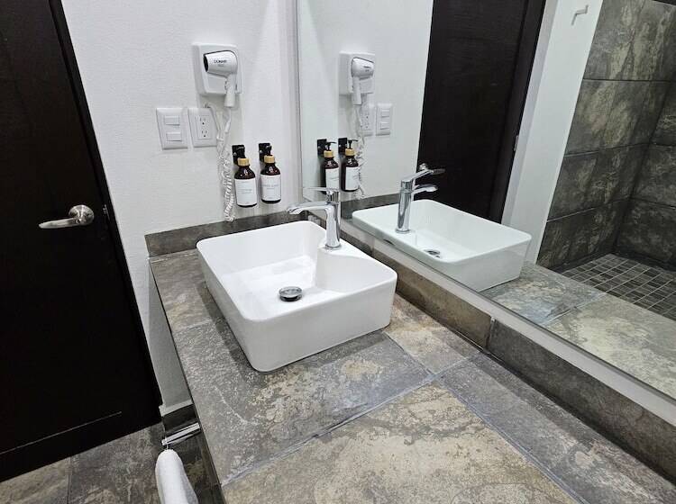 Quarto standard, Ejecutivo Aeropuerto