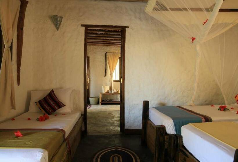 패밀리 방갈로, Ujamaa Beach Resort