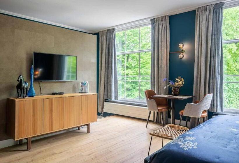 اتاق سوپریور با تخت بزرگ, Heuvelsuites