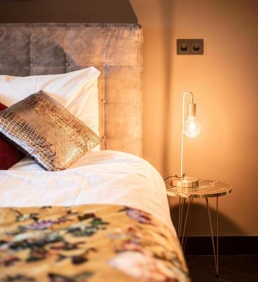 Deluxe Suite King Bed, Heuvelsuites