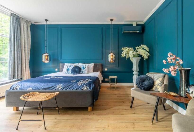 اتاق سوپریور با تخت بزرگ, Heuvelsuites