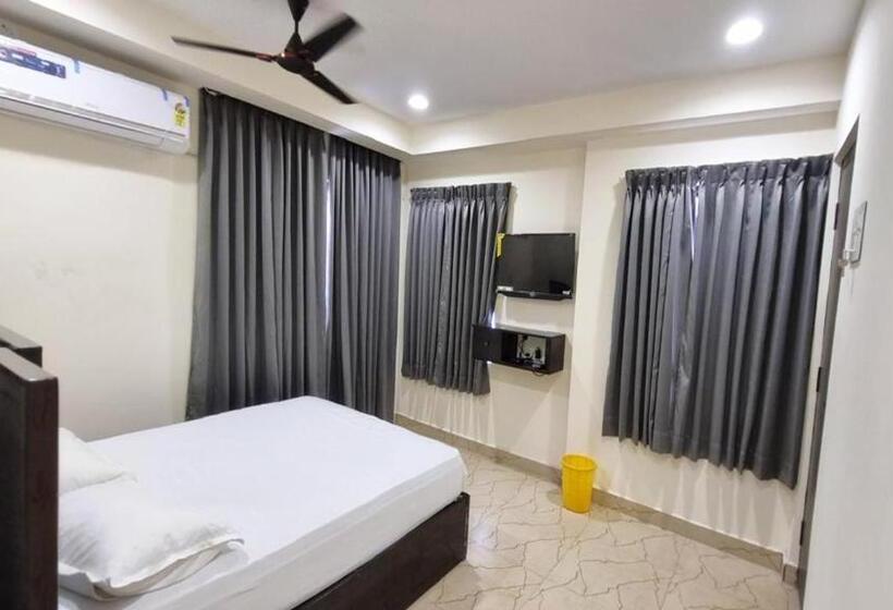Номер Deluxe, Padma Vista Nellore Near Bus Stop