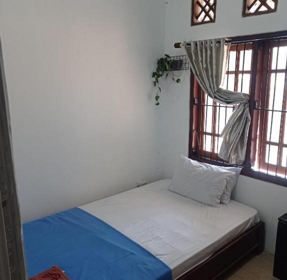 经济房, Zzz Hostel Ijen