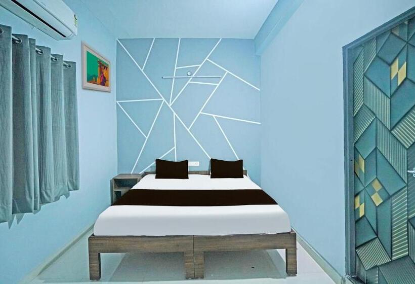 Трехместный Номер Классика, Oyo Hotel Nova