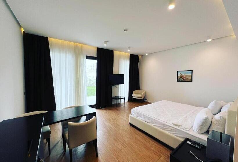 Студио Стандарт Вид на Сад, Sea Breeze White Villas 2