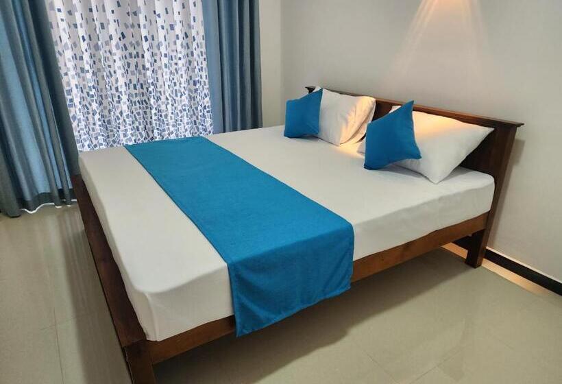 Номер Deluxe с Балконом, Onel Rest Inn