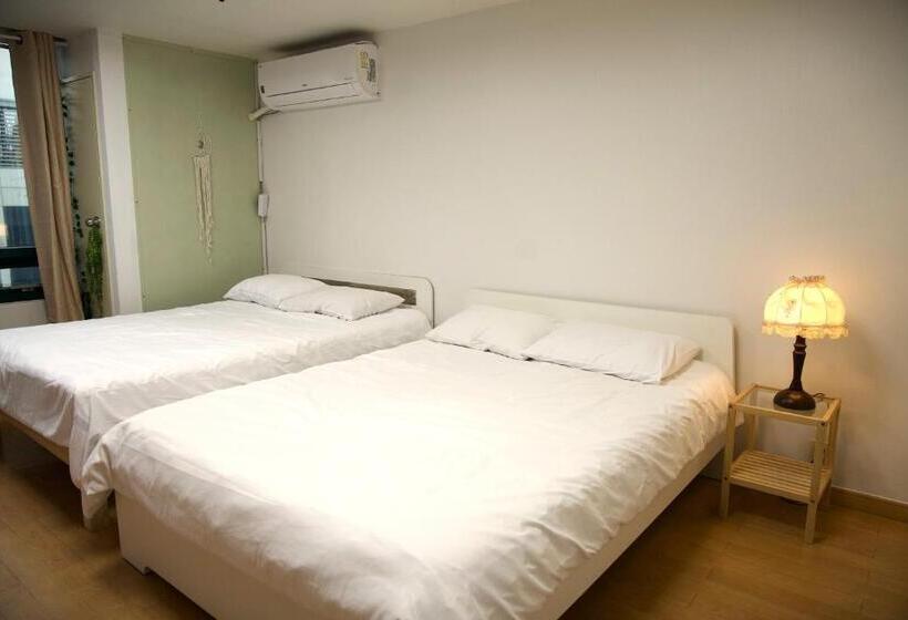 标准间, Hongdae Happy Room 2
