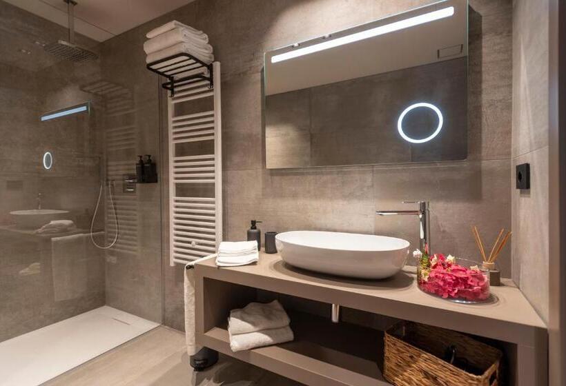 Номер Superior, Relais Pqlin