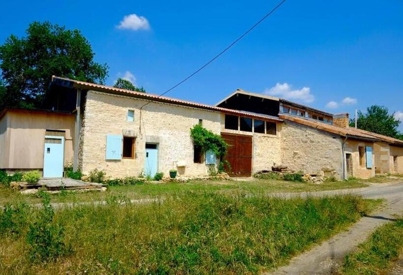 Номер Стандарт, Chambres Des Forges