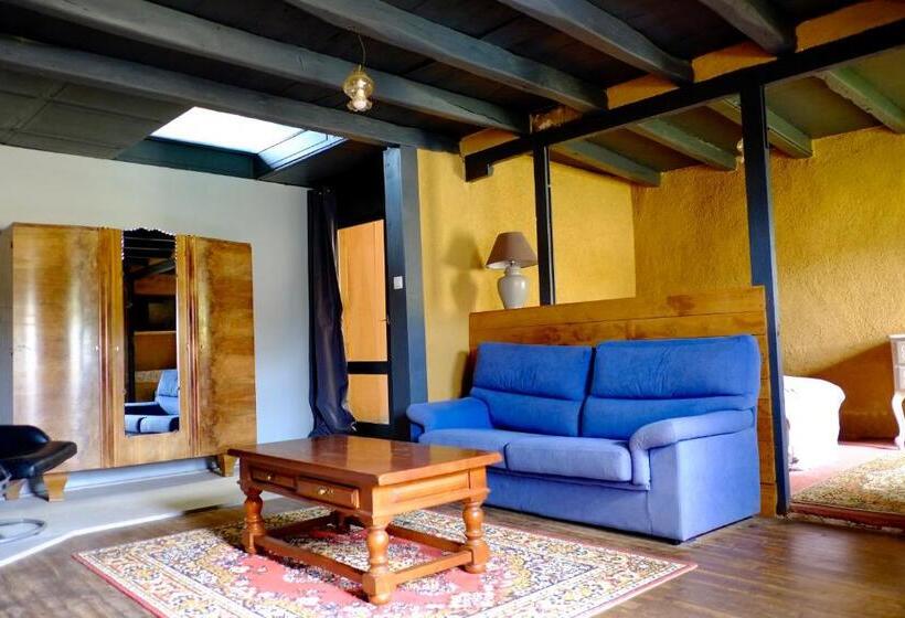 Трехместный Номер Комфорт, Chambres Des Forges