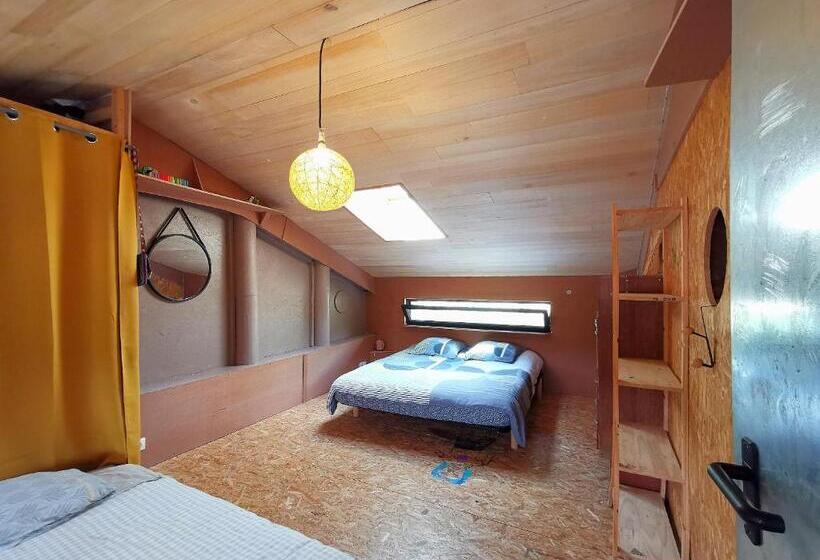 Номер Стандарт Вид на Сад, Chambres Des Forges