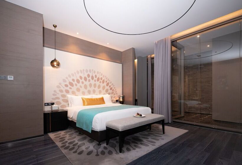 Люкс, Cachet Boutique Kunming Artime