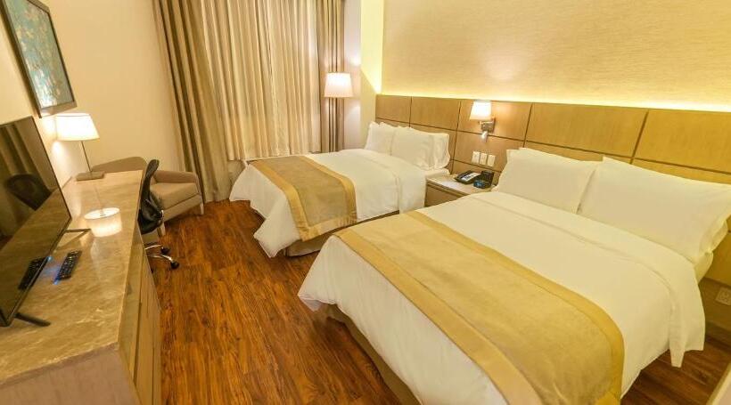 Номер Стандарт 2 Двуспальные Кровати, Radisson Hotel Guayaquil