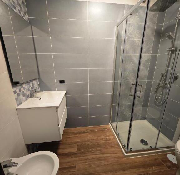 اتاق لوکس, Napoli Central Capodichino B&b
