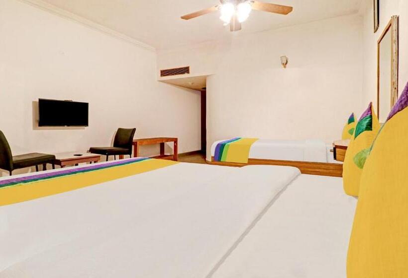 Четырехместный Номер Economy, The Regency Hotel Amirtsar