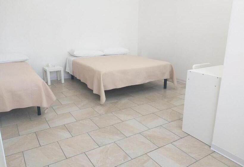اتاق استاندارد سه نفره, Affittacamere La Fortezza