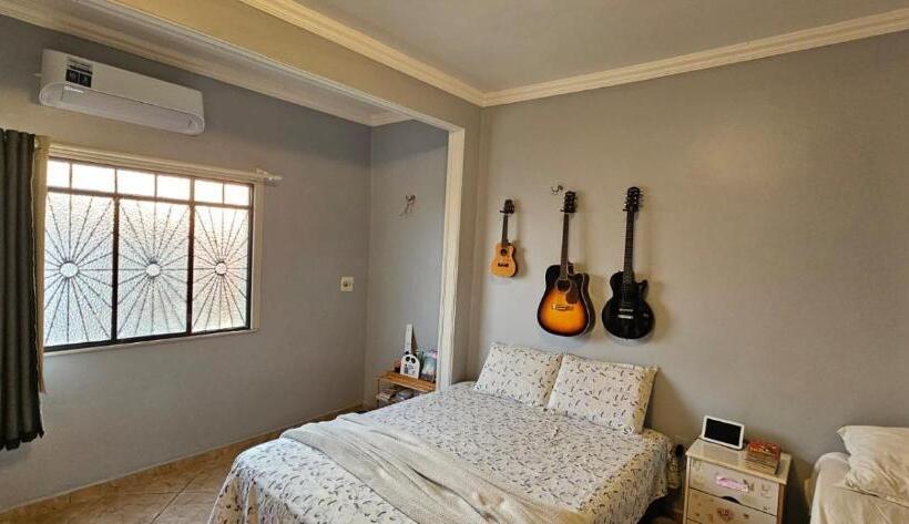 اتاق راحتی سه تخته, Apartamento Aconchegante Com 2 Quartos