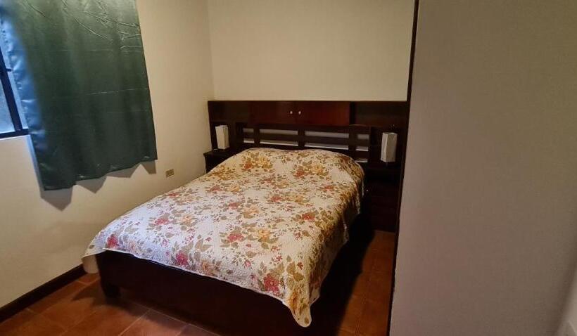 اتاق استاندارد با سرویس بهداشتی مشترک, Hostal Casa San Mateo