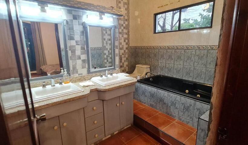 اتاق استاندارد با بالکن, Hostal Casa San Mateo