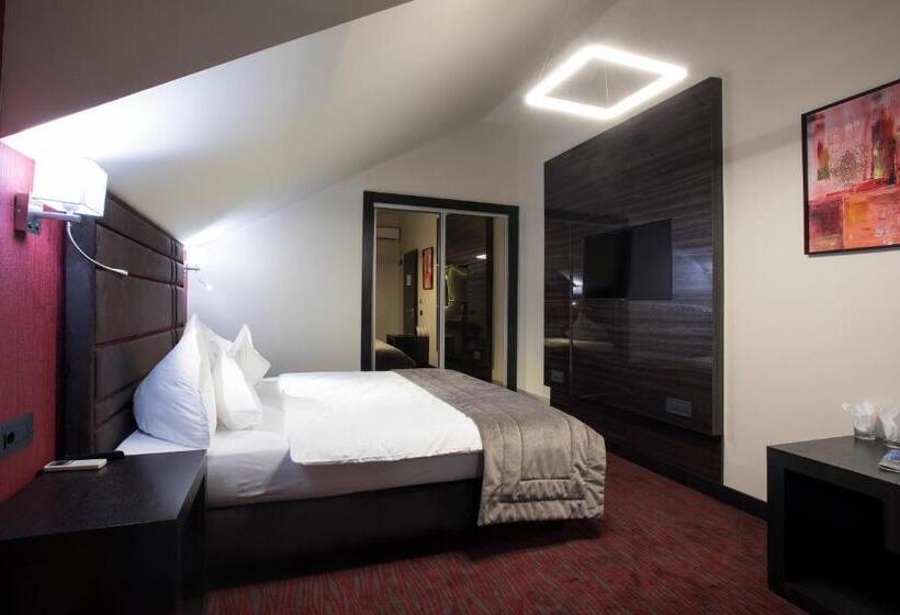 Quarto Superior, The Fifth Floor By Old Town