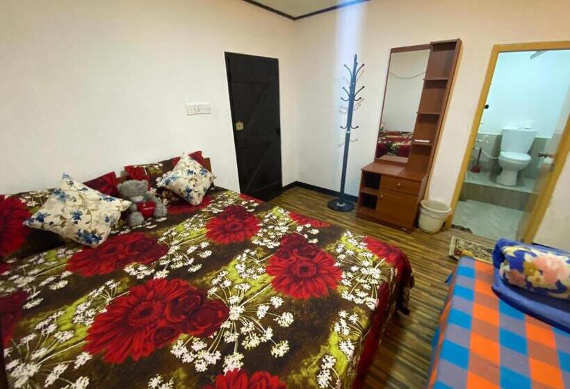 Номер Стандарт Трехместный, Queen S Mahal Rooms